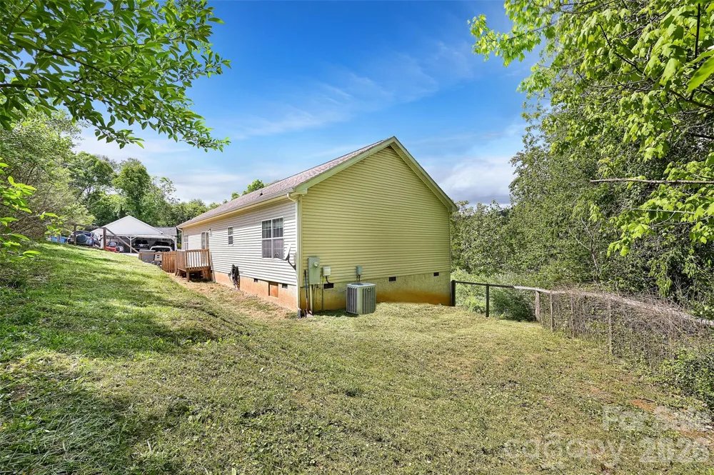 371 Starnes Cove Road Candler, NC 28715