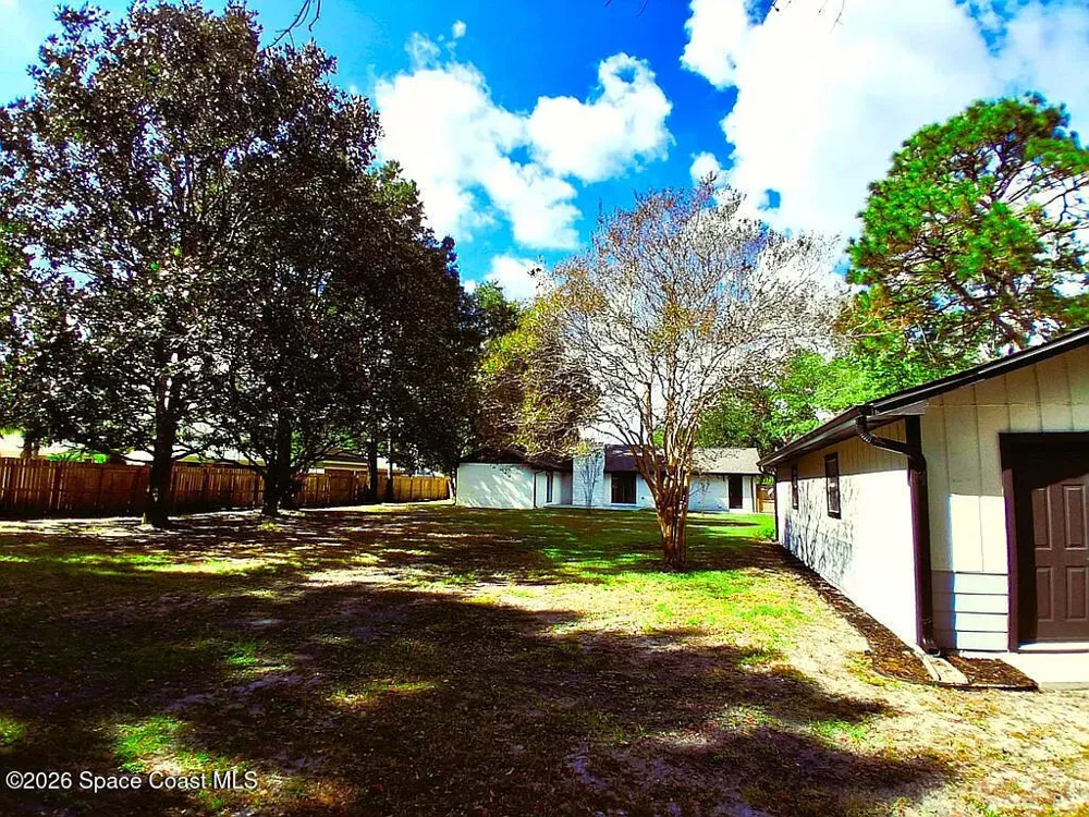 6503 Calle De Lago Navarre, FL 32566