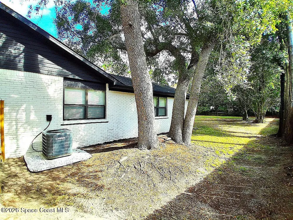 6503 Calle De Lago Navarre, FL 32566