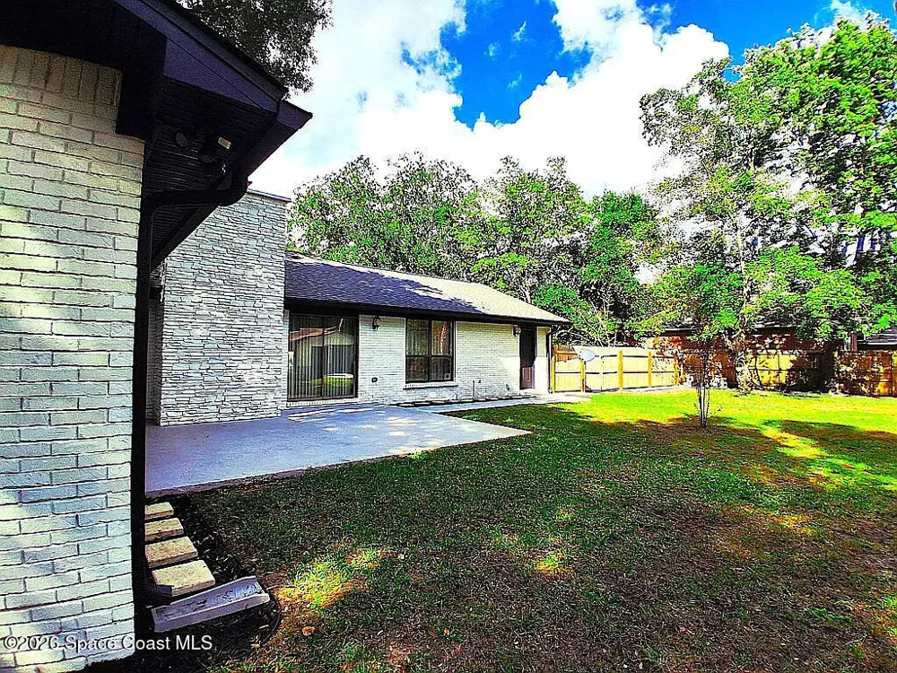 6503 Calle De Lago Navarre, FL 32566