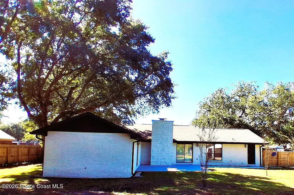 6503 Calle De Lago Navarre, FL 32566
