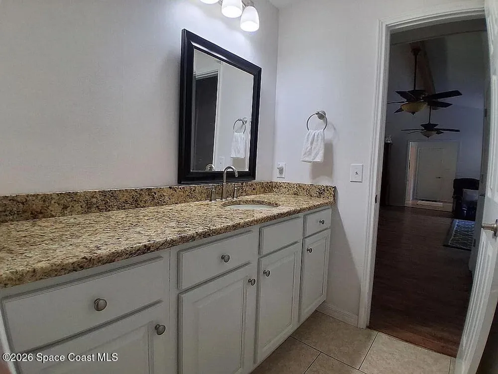 6503 Calle De Lago Navarre, FL 32566