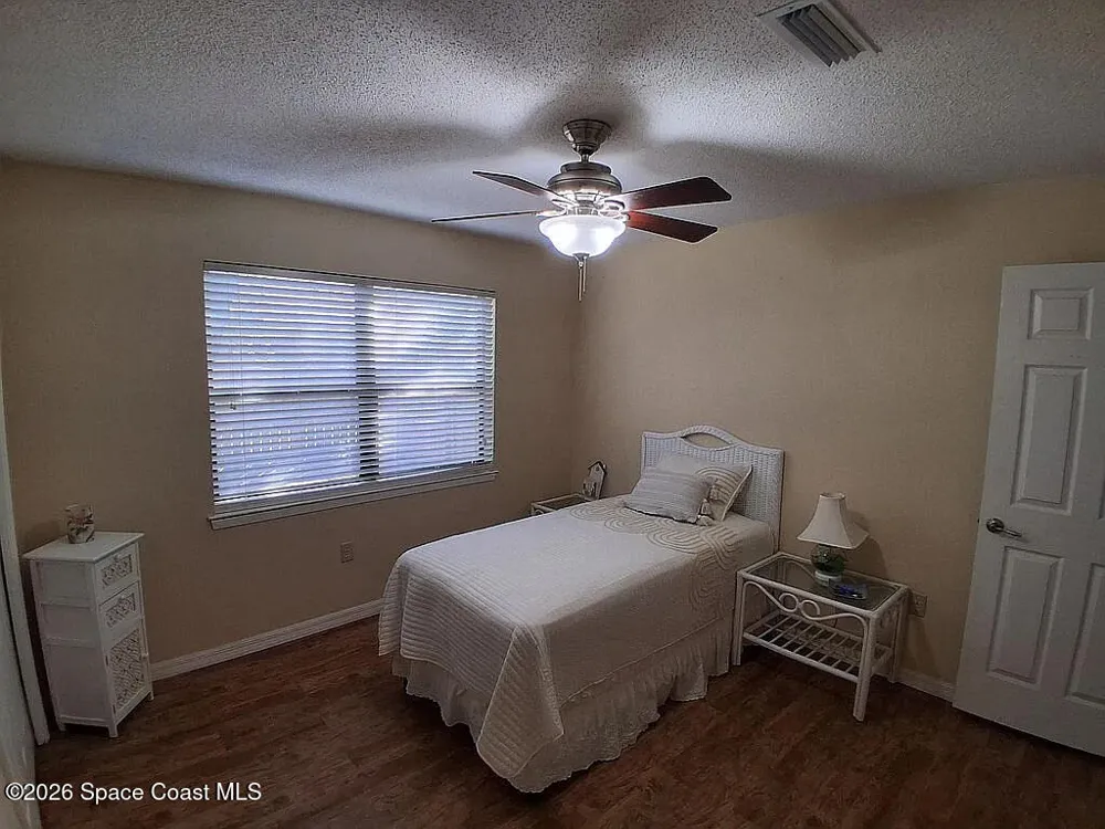 6503 Calle De Lago Navarre, FL 32566
