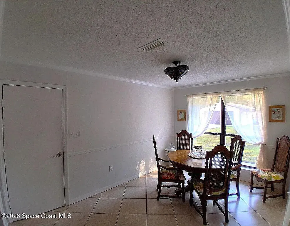6503 Calle De Lago Navarre, FL 32566