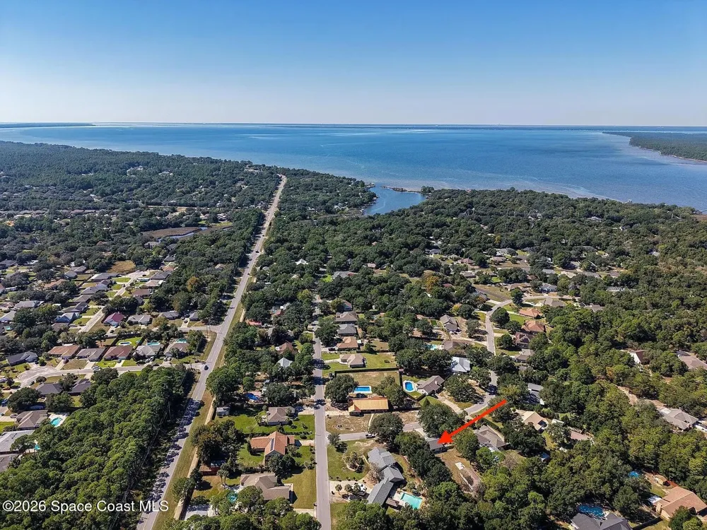6503 Calle De Lago Navarre, FL 32566