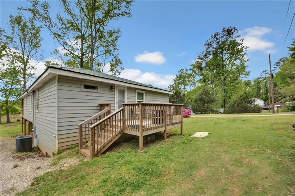 175 Cherokee Drive Jackson, GA 30332