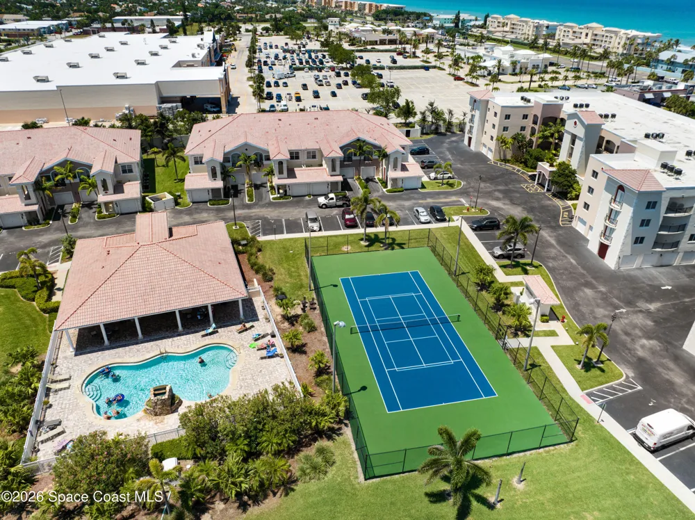 127 Lancha Circle #203 Indian Harbour Beach, FL 32937