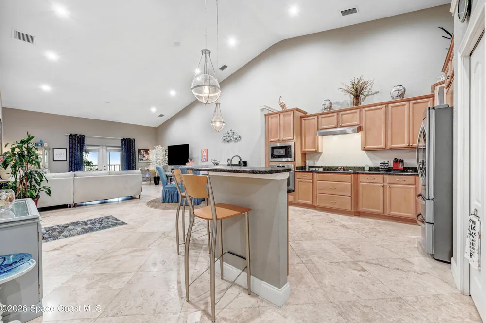 127 Lancha Circle #203 Indian Harbour Beach, FL 32937