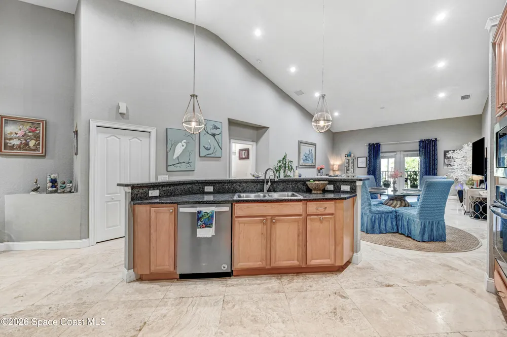 127 Lancha Circle #203 Indian Harbour Beach, FL 32937