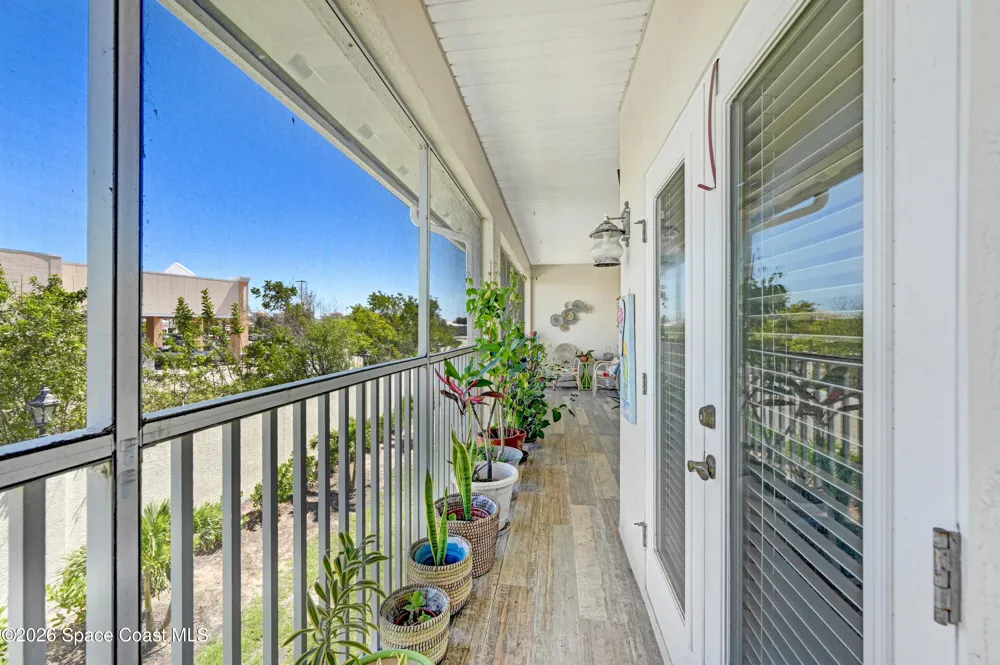 127 Lancha Circle #203 Indian Harbour Beach, FL 32937