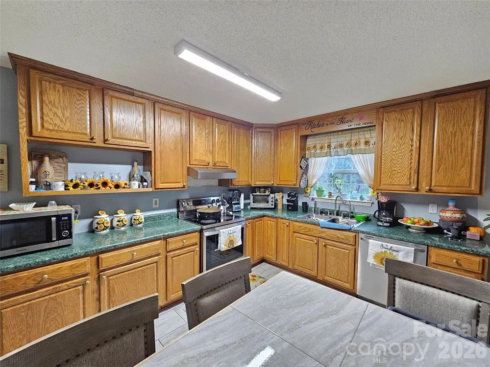 16318 SC Hwy 102 Highway Patrick, SC 29584