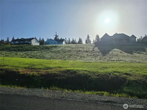 90 E Virgil Drive W