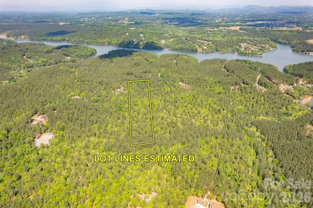 1518 W Paradise Harbor Drive Connelly Springs, NC 28612