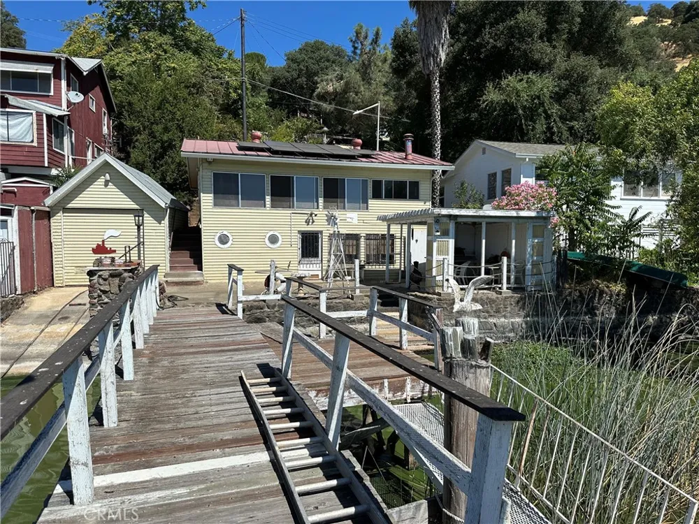 11705 E Highway 20 Clearlake Oaks, CA 95423