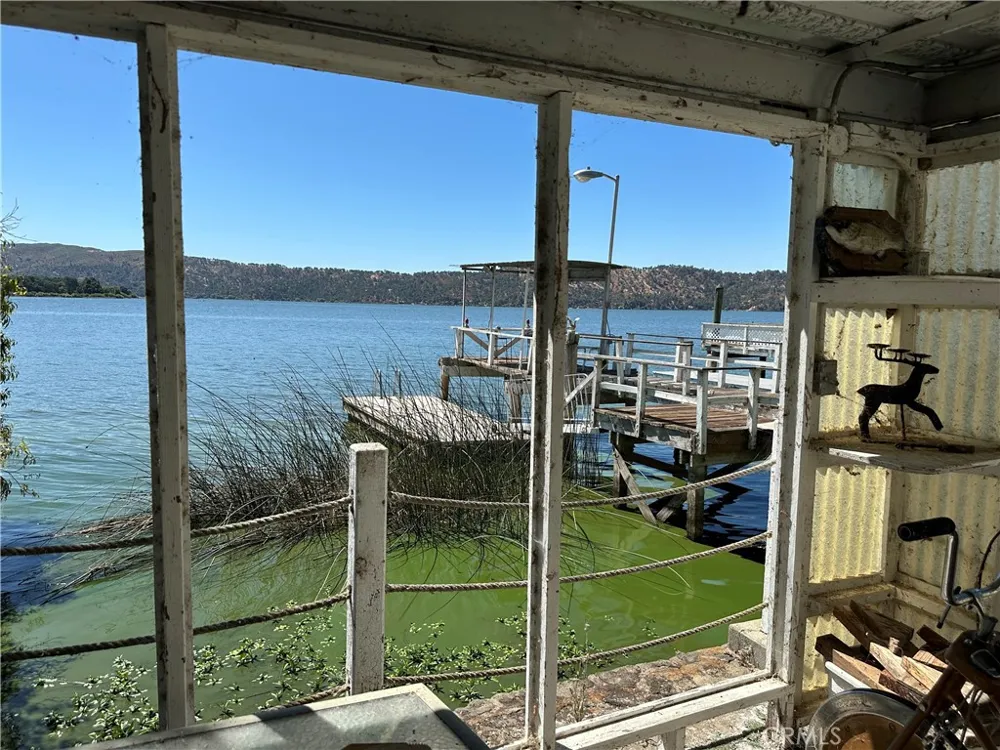 11705 E Highway 20 Clearlake Oaks, CA 95423