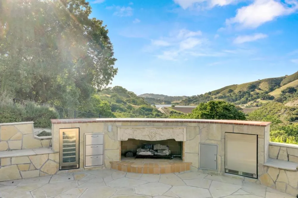 2315 Rockwood Ranch Road Morgan Hill, CA 95037