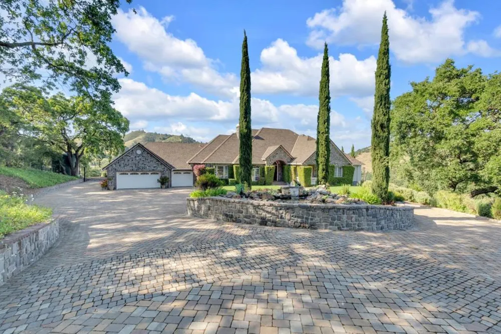 2315 Rockwood Ranch Road Morgan Hill, CA 95037