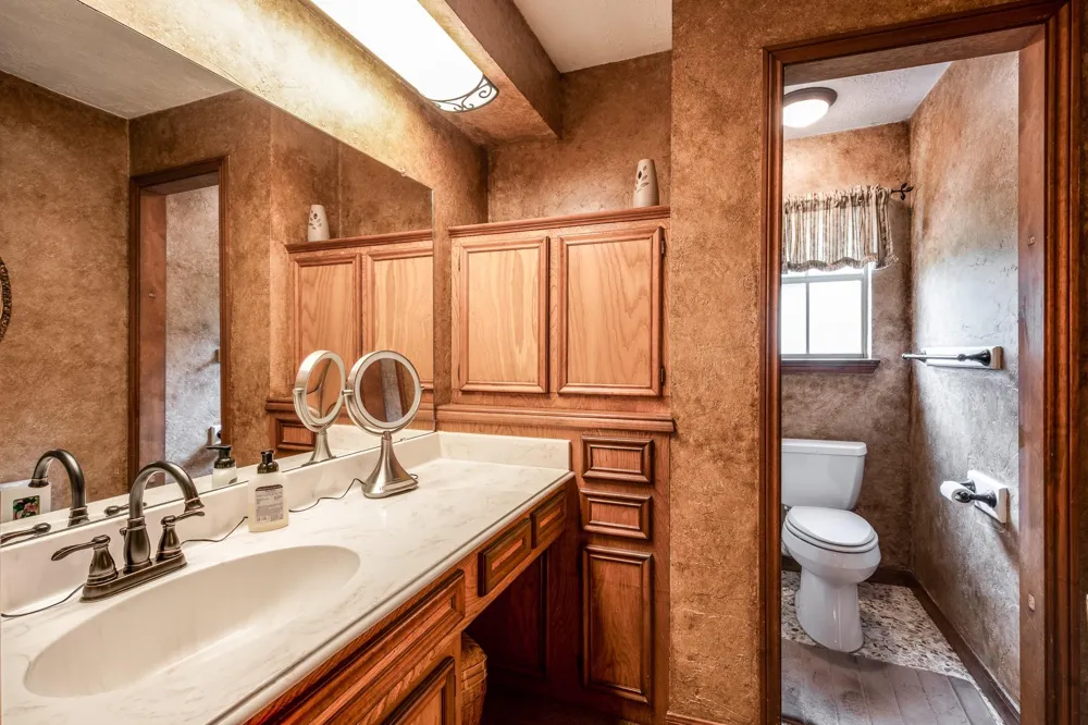 2870 Fostoria Tram Road Cleveland, TX 77328