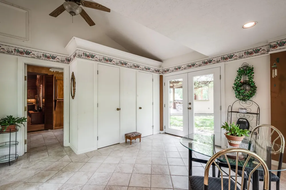 2870 Fostoria Tram Road Cleveland, TX 77328