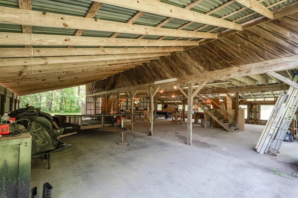 2870 Fostoria Tram Road Cleveland, TX 77328