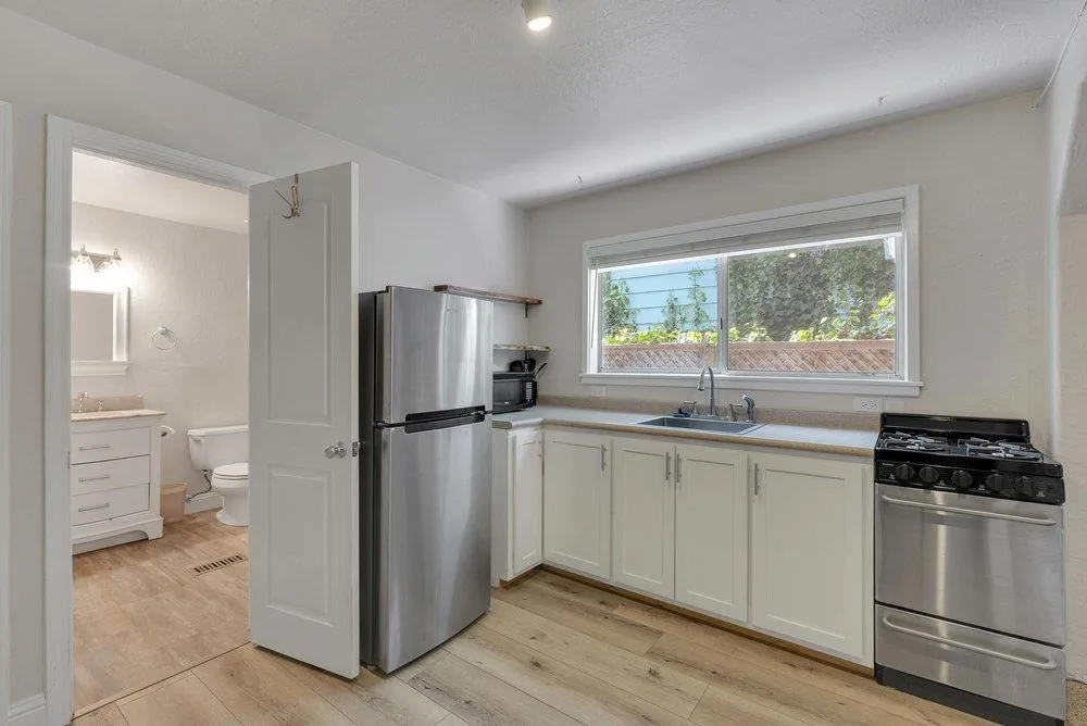 61 Ocean Street Davenport, CA 95017