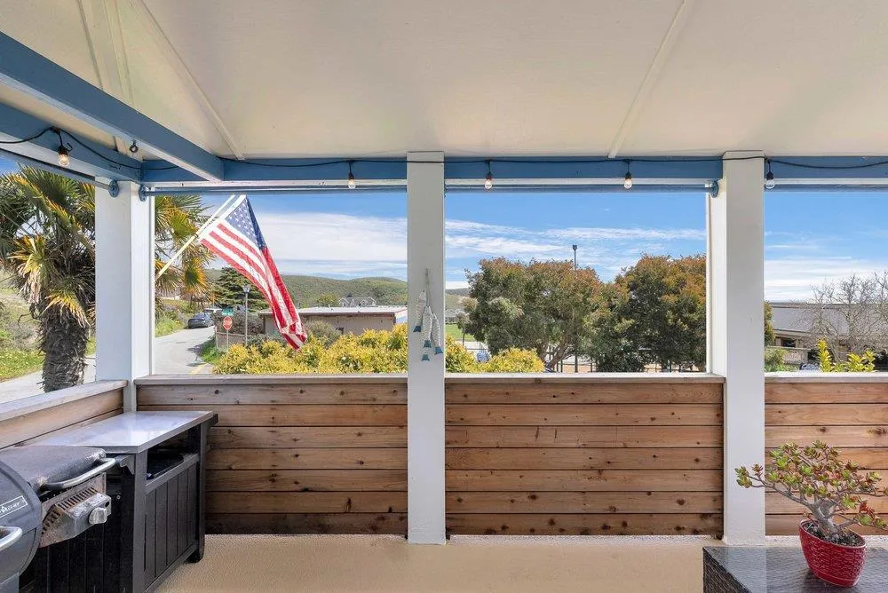 61 Ocean Street Davenport, CA 95017