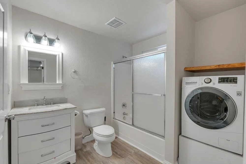 61 Ocean Street Davenport, CA 95017