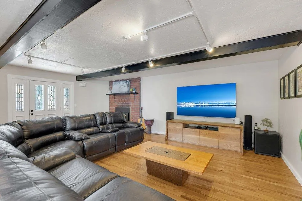 61 Ocean Street Davenport, CA 95017