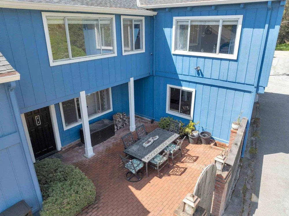 61 Ocean Street Davenport, CA 95017