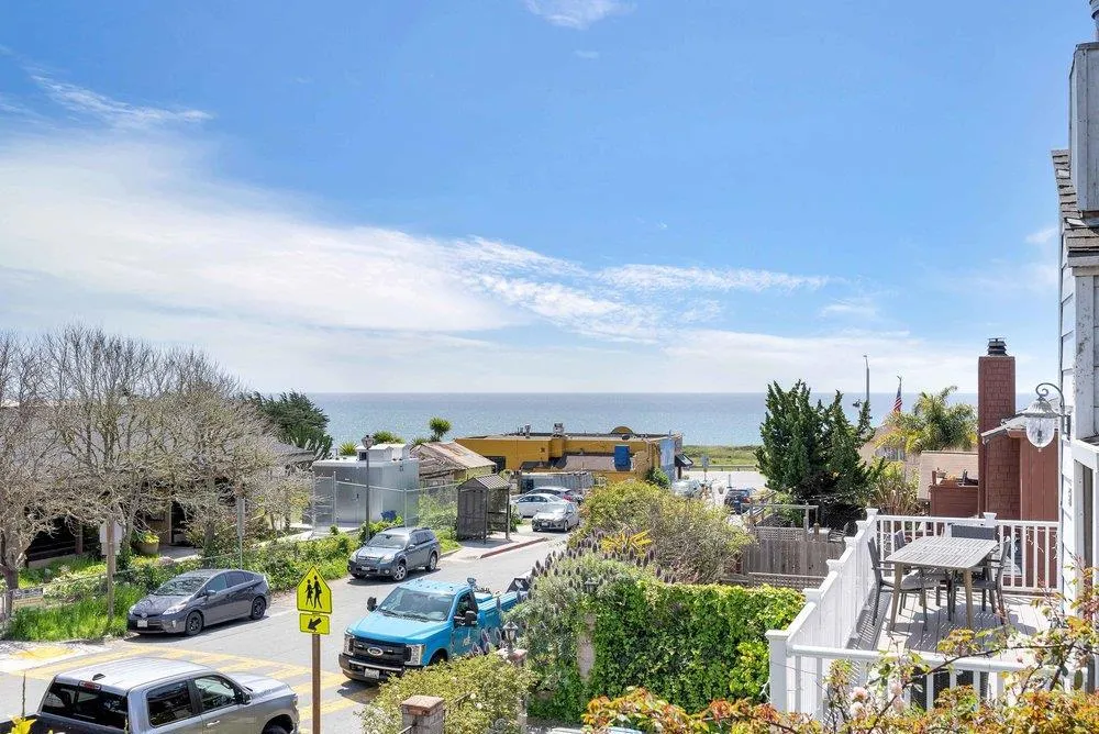 61 Ocean Street Davenport, CA 95017