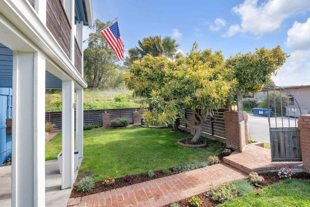 61 Ocean Street Davenport, CA 95017
