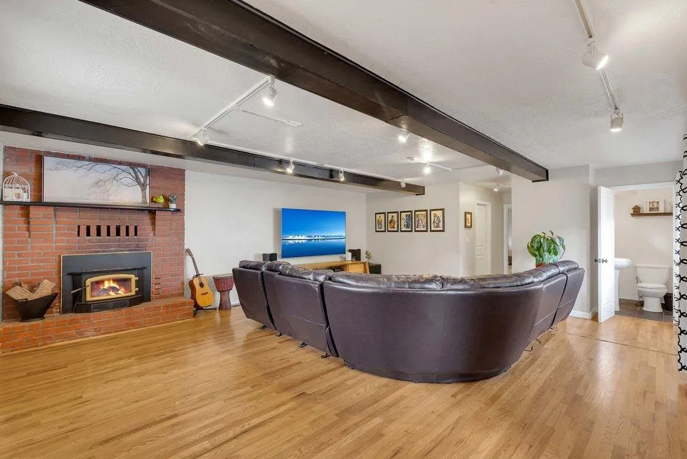 61 Ocean Street Davenport, CA 95017