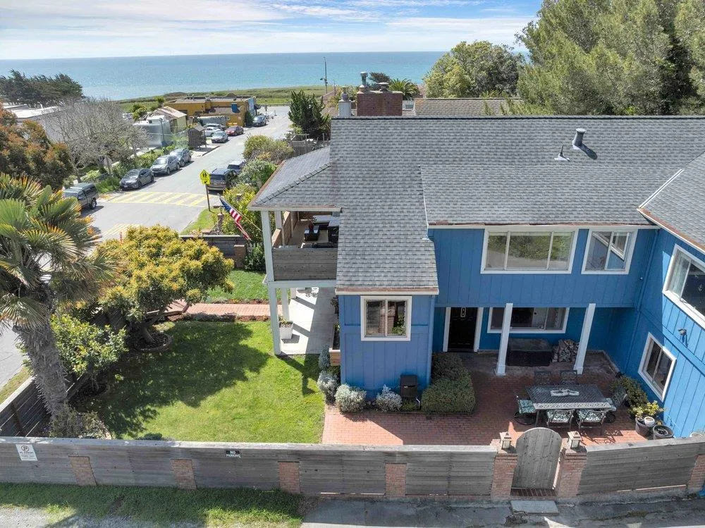 61 Ocean Street Davenport, CA 95017
