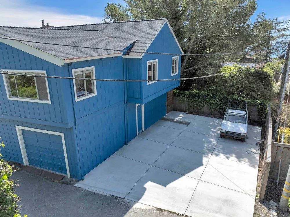 61 Ocean Street Davenport, CA 95017