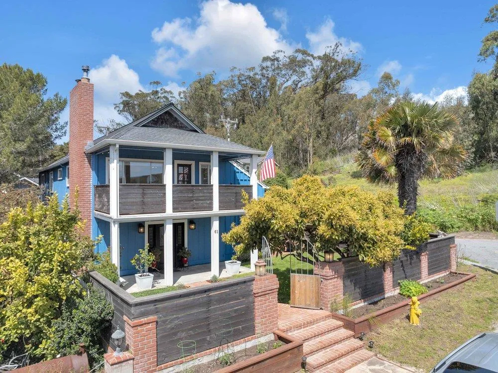 61 Ocean Street Davenport, CA 95017