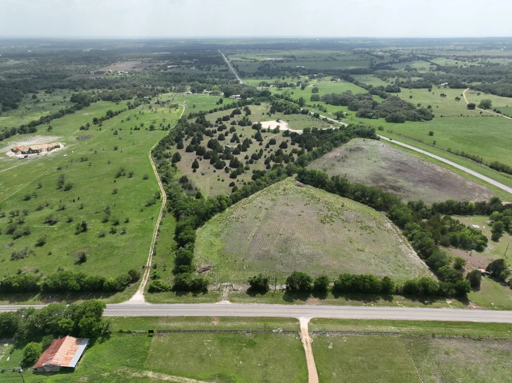 544 E Fm 1291 Round Top, TX 78954
