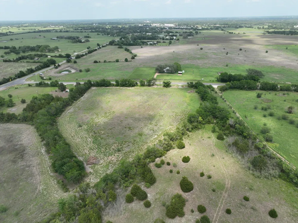 544 E Fm 1291 Round Top, TX 78954