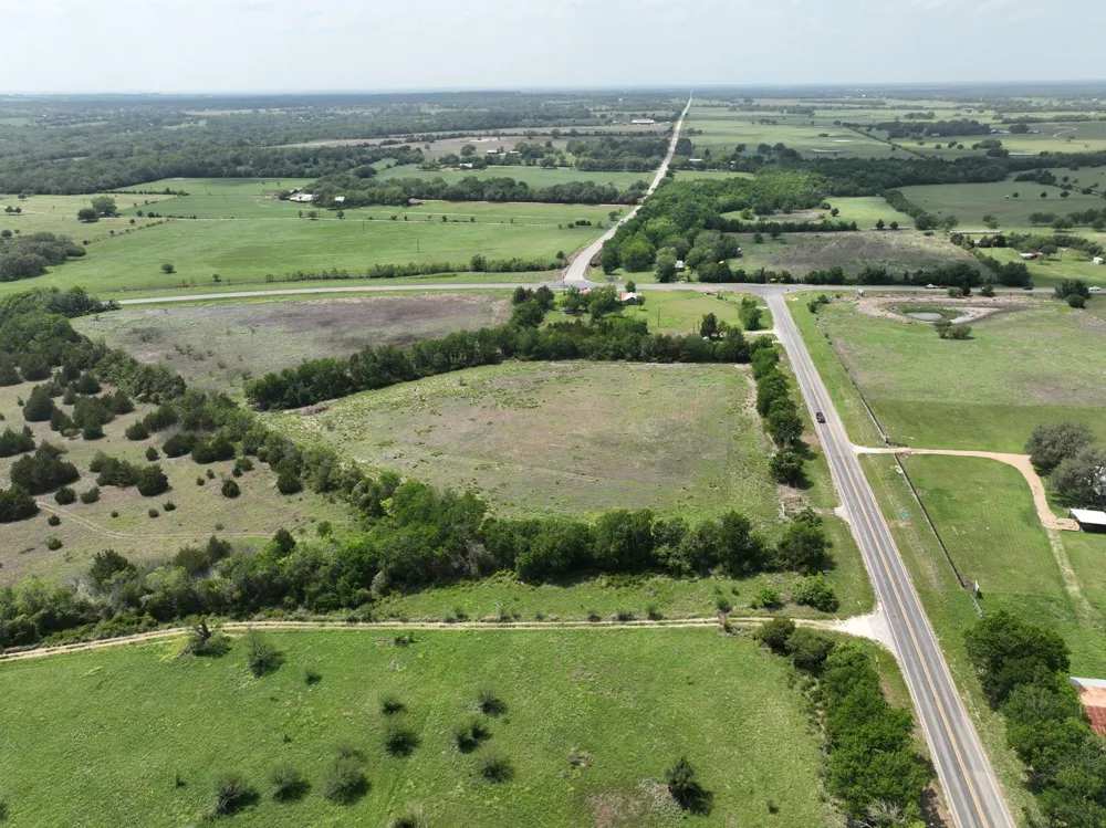 544 E Fm 1291 Round Top, TX 78954