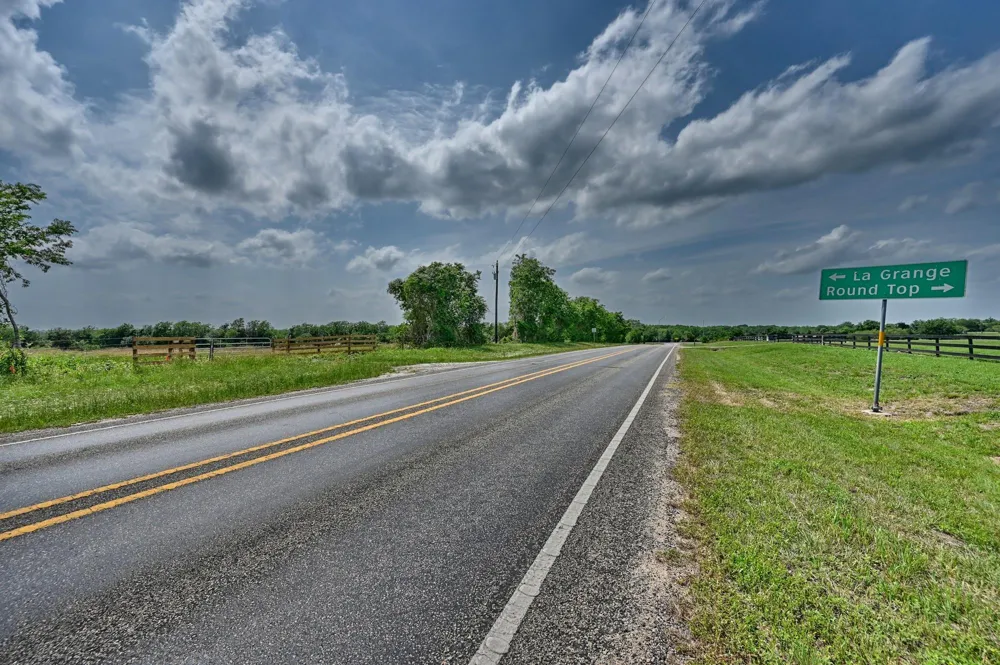 544 E Fm 1291 Round Top, TX 78954