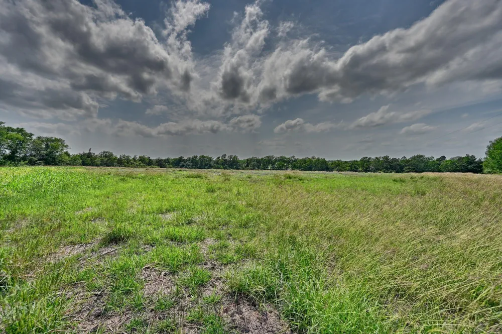 544 E Fm 1291 Round Top, TX 78954