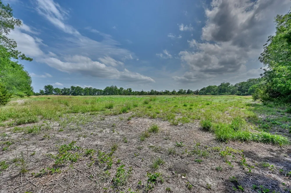 544 E Fm 1291 Round Top, TX 78954