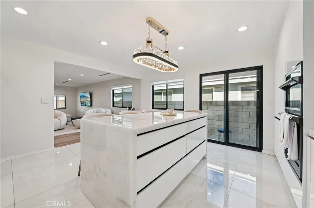 15937 Londelius Street North Hills, CA 91343