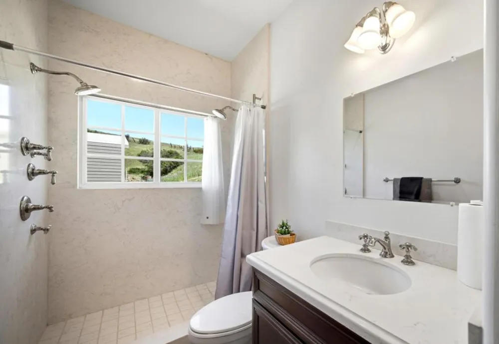 28837 Underwood Road Salinas, CA 93908