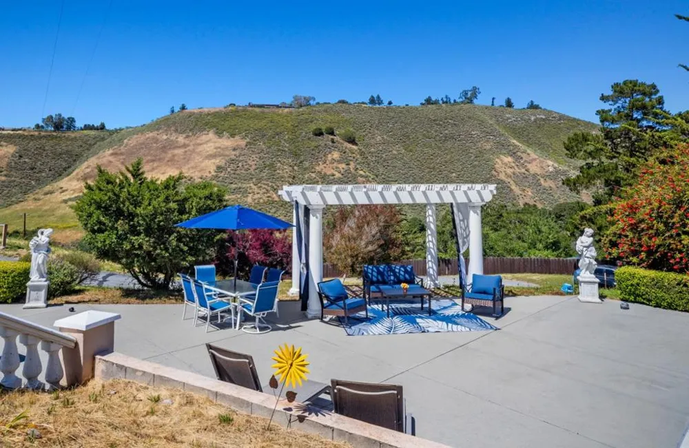 28837 Underwood Road Salinas, CA 93908