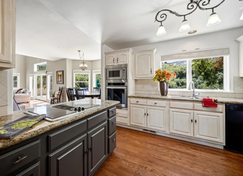 28837 Underwood Road Salinas, CA 93908
