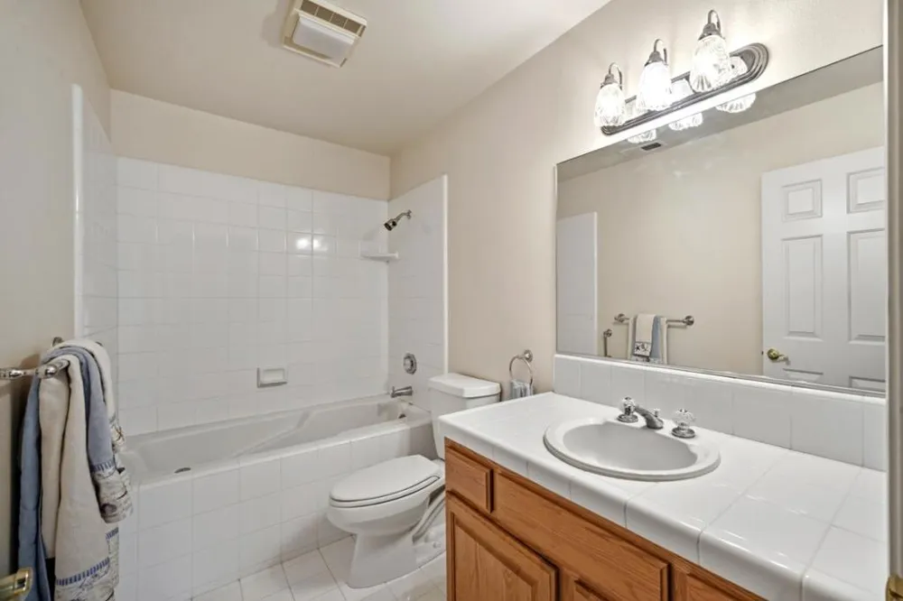 28837 Underwood Road Salinas, CA 93908