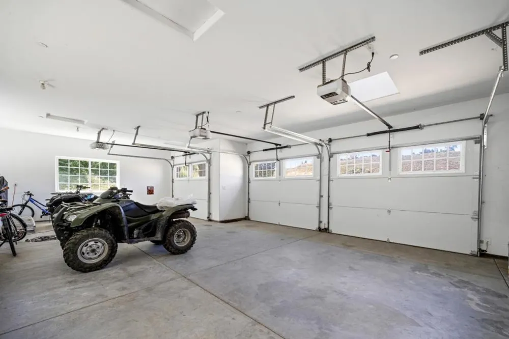 28837 Underwood Road Salinas, CA 93908