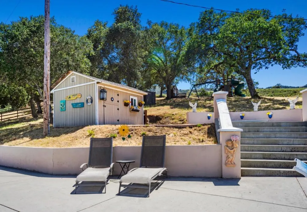 28837 Underwood Road Salinas, CA 93908