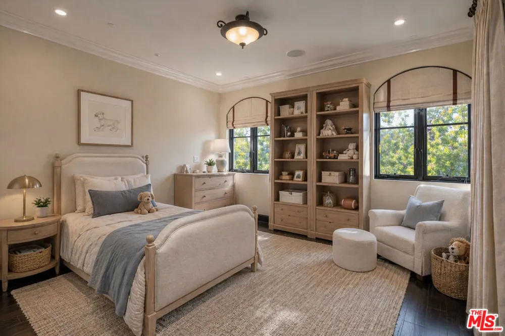 155 Cordova Street #501 Pasadena, CA 91105