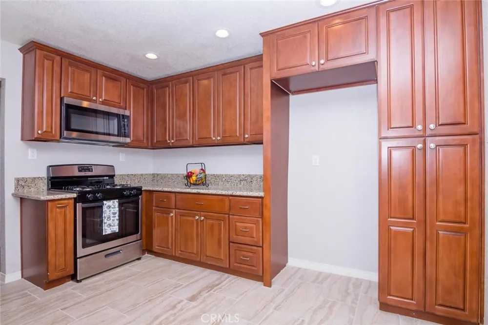 1368 Indian Sage Lancaster, CA 93534